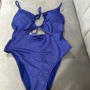 Hollister soft sparkly purple one piece swimsuit size small women’s